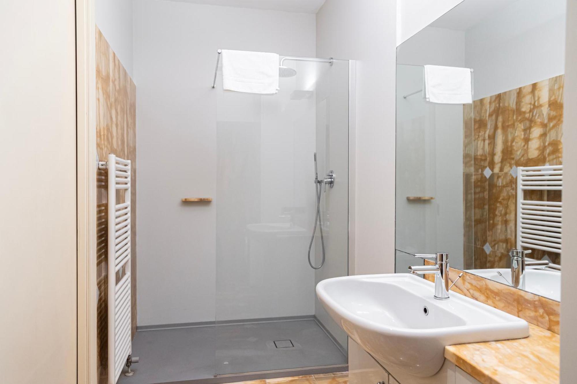 Elegante Bilocale In Montenapoleone - Brera Milano Ngoại thất bức ảnh